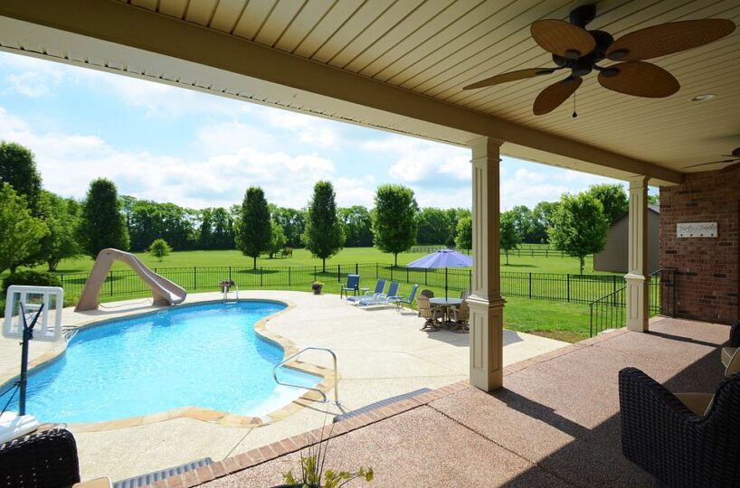 Swimming Pools In Mount Juliet TN