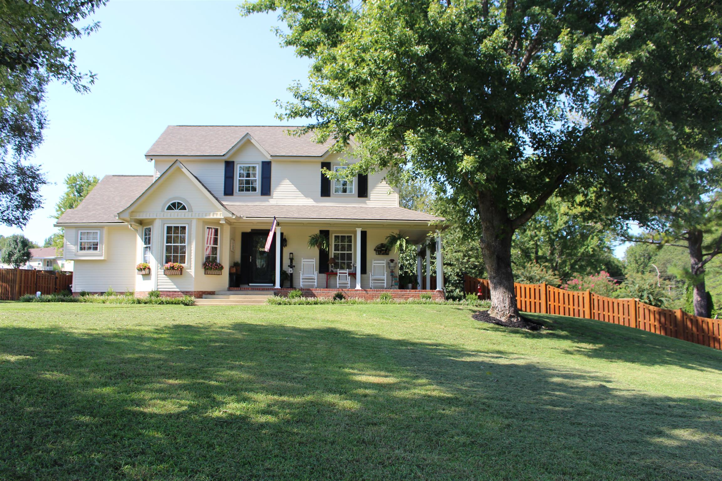 crestview-homes-for-sale-columbia-tn-38401-nashville-home-guru